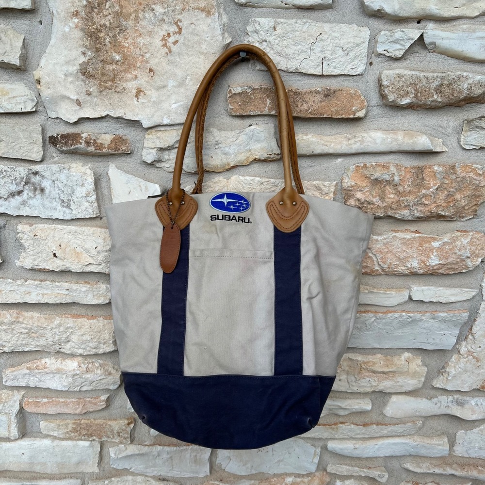 LL Bean Subaru Boat and Tote Canvas Bag Leather Handles Plaid Lining Navy Cream